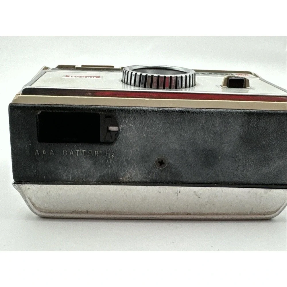Vintage 1960's Kodak Instamatic 104 Camera - Made In USA